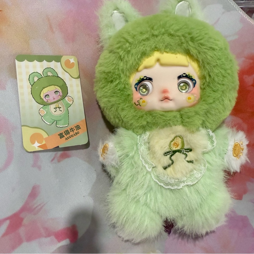 Nommi fruits avocado vinyl plush pendant new with out a box - Picture 2 of 5